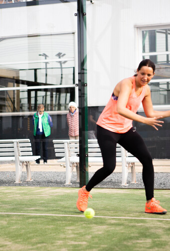 Kom padel spelen op ons padelterrein C2C57534.jpg