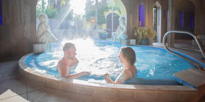 Sauna and wellness in swimwear NB_weekend-van-de-klant-Grim-2022.jpg