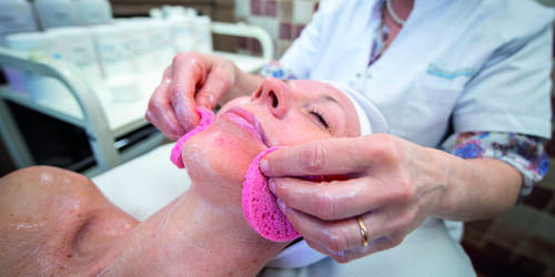 Cleanse your skin in two steps Blog_je-huid-goed-reinigen-in-2-stappen.jpg