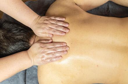 Massage du dos et du crâne (25’)