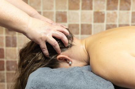 Back and head massage 25’