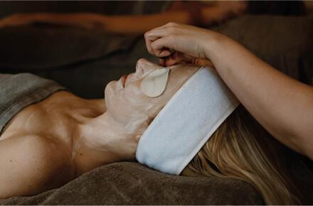 Soin du visage individualisé de 80 minutes