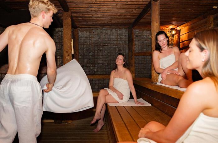 Hotel offer: free sauna