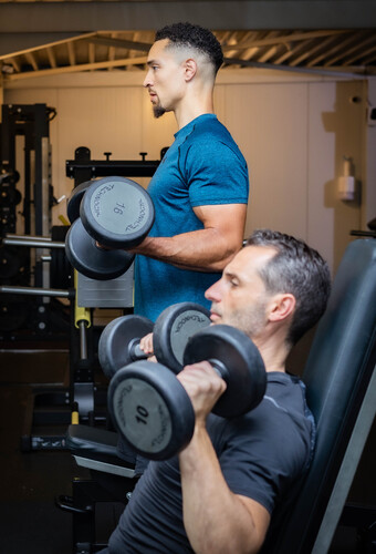 Bancs & poids libres Fitness-faciliteiten-losse-gewichten.jpg